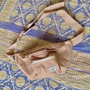 Herschel fanny pack